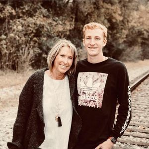 Meet your Posher, Cole